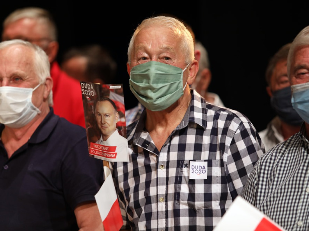 Marszałek Sejmu Elżbieta Witek w Głogowie. Na trzy godziny przed ciszą wyborczą