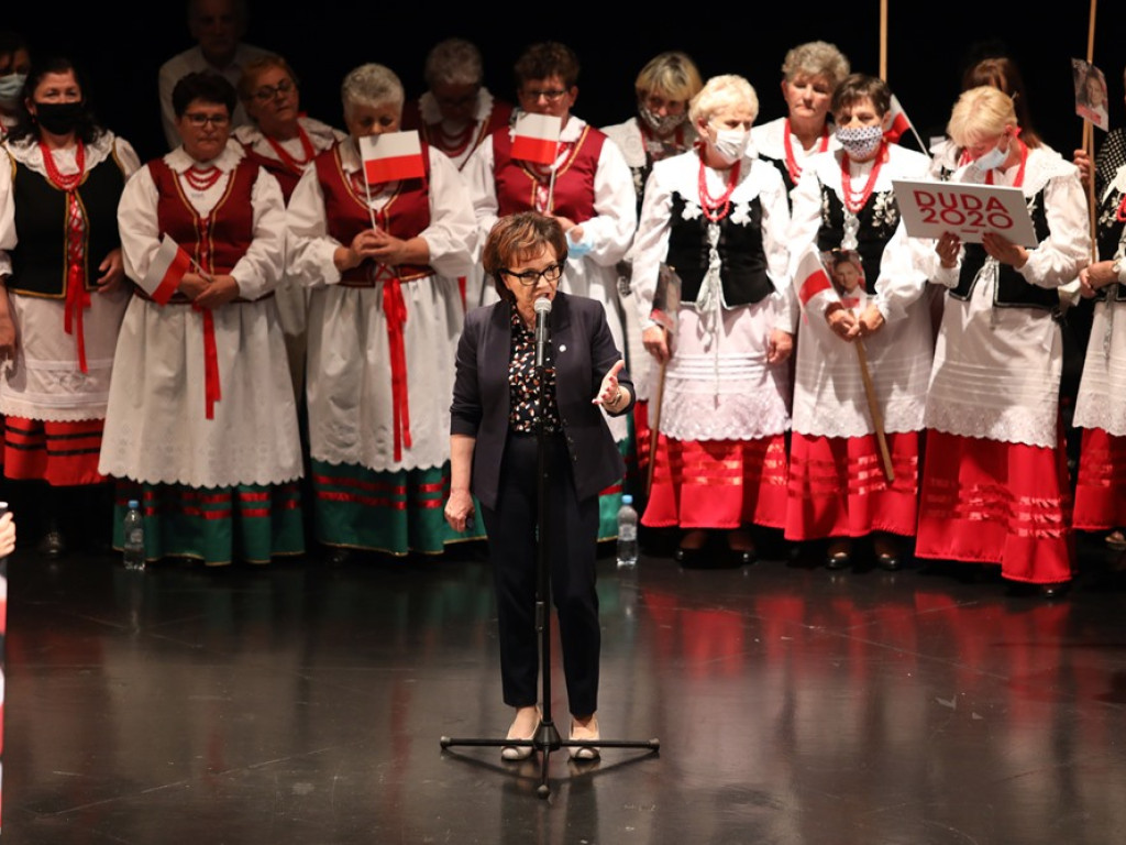 Marszałek Sejmu Elżbieta Witek w Głogowie. Na trzy godziny przed ciszą wyborczą