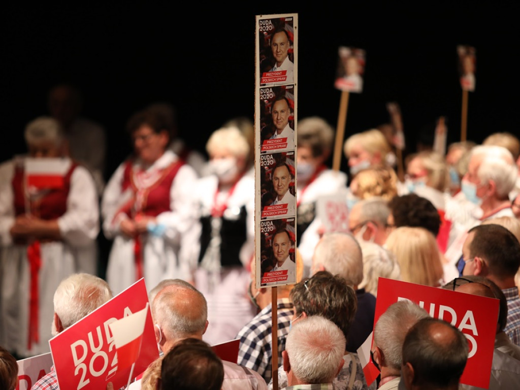 Marszałek Sejmu Elżbieta Witek w Głogowie. Na trzy godziny przed ciszą wyborczą