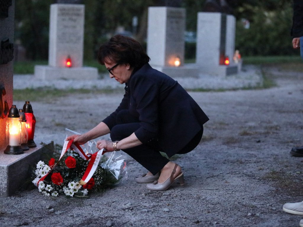 Marszałek Witek: Bóg, Honor, Ojczyzna