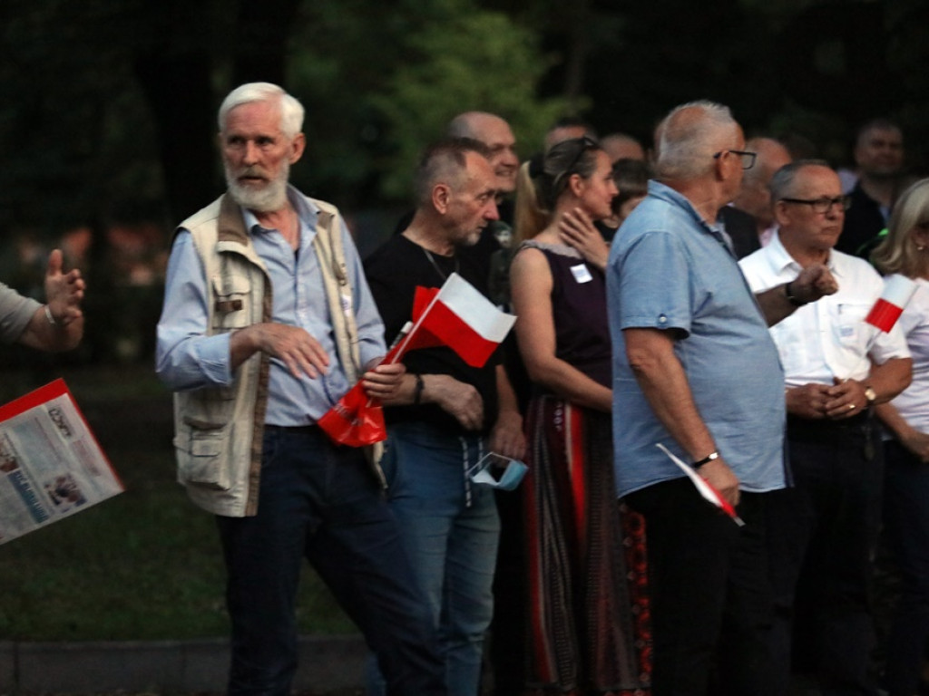 Marszałek Witek: Bóg, Honor, Ojczyzna