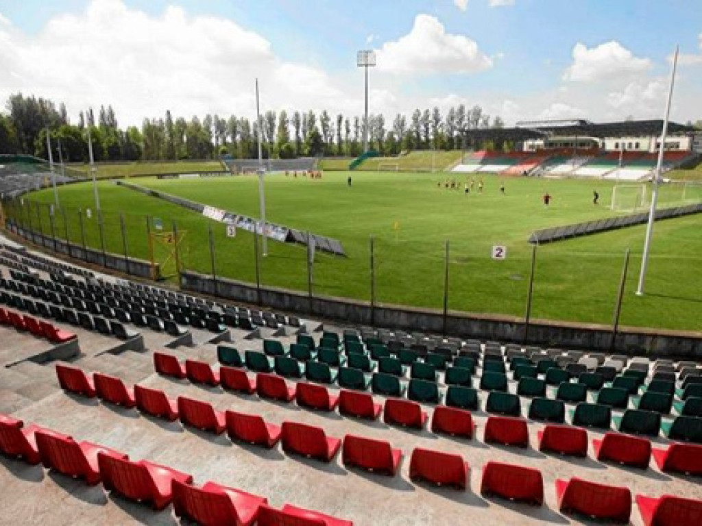 Stadiony w 1.lidze? Sporo tych nowoczesnych. Zobaczcie