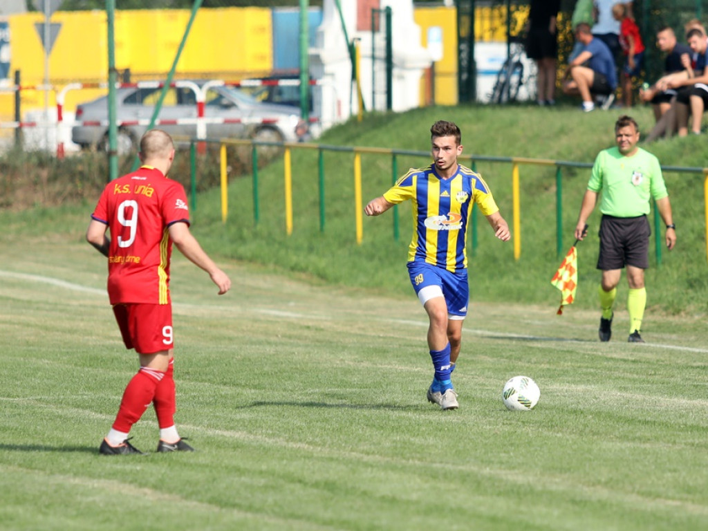 Furman i Strzelecki dali w hicie kolejki zwycięstwo Dragonowi Jaczów