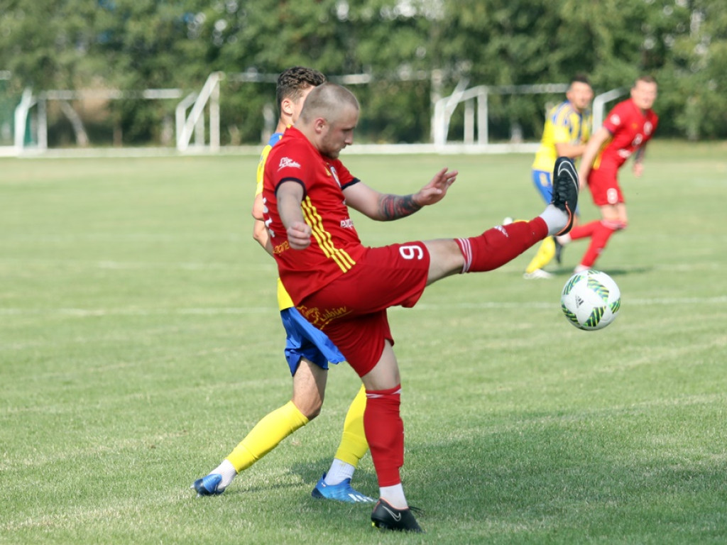 Furman i Strzelecki dali w hicie kolejki zwycięstwo Dragonowi Jaczów