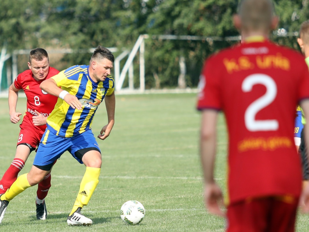 Furman i Strzelecki dali w hicie kolejki zwycięstwo Dragonowi Jaczów