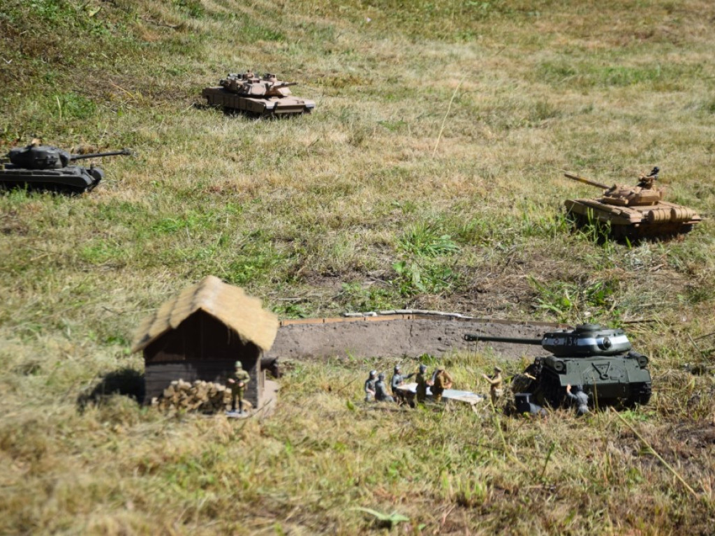 Miniaturowy świat w LOK-u. Trwa wystawa modelarska