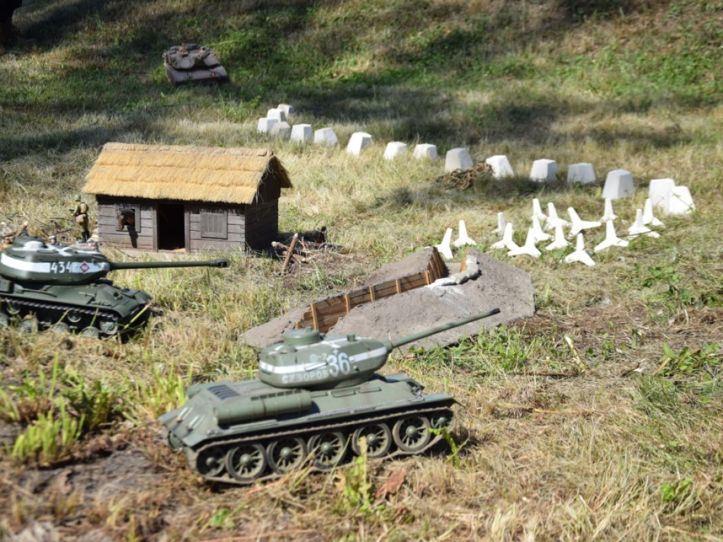 Miniaturowy świat w LOK-u. Trwa wystawa modelarska