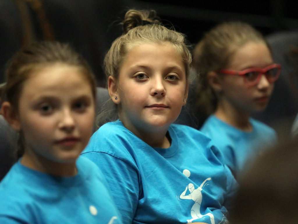 Siatkarze zaprezentowali się kibicom! Teatr stał się pomarańczowo-czarny