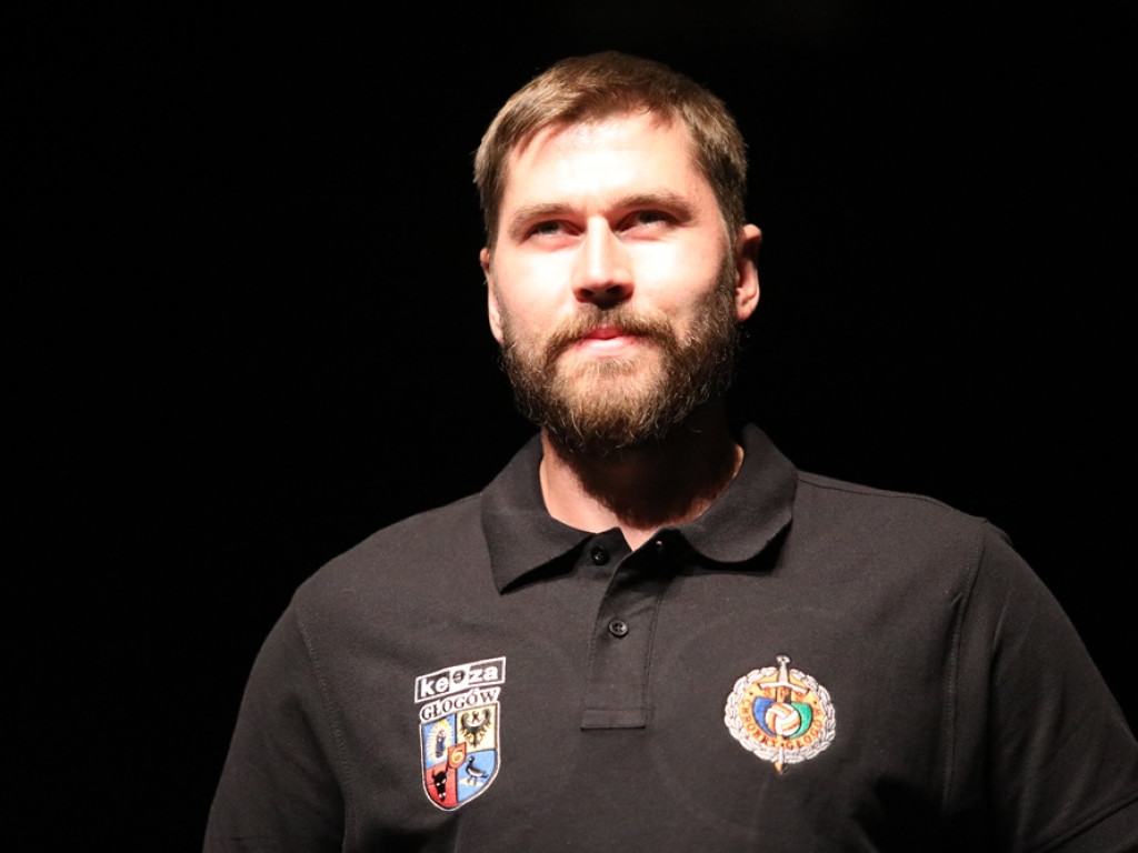 Siatkarze zaprezentowali się kibicom! Teatr stał się pomarańczowo-czarny