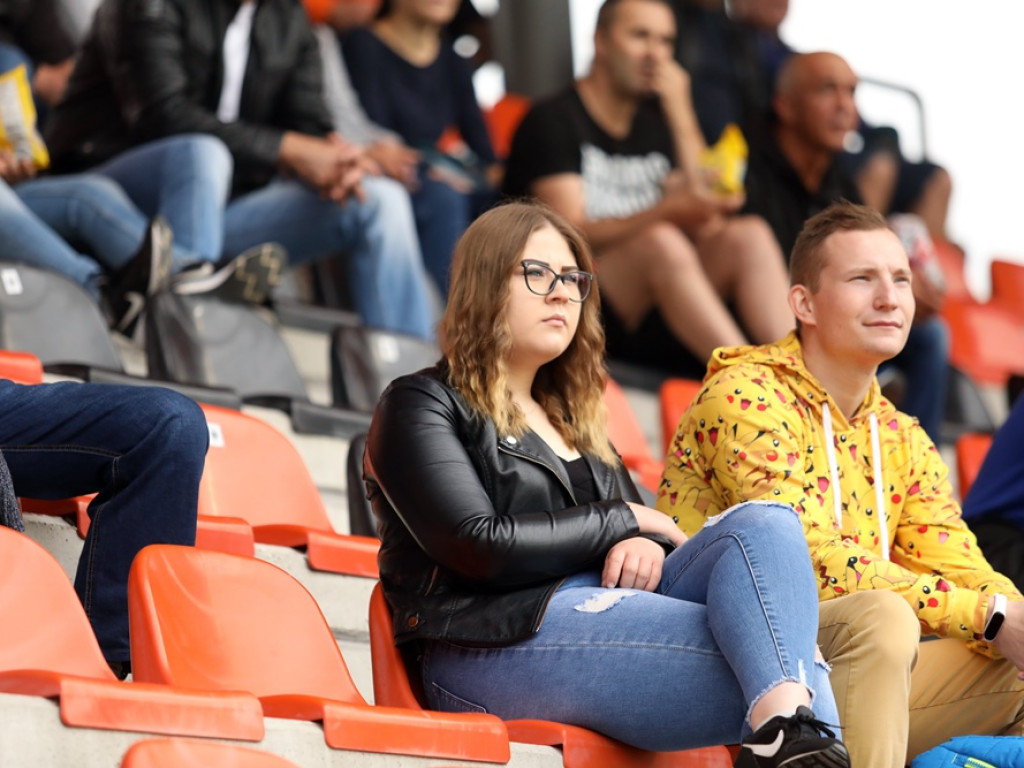 Chrobry stracił wygraną z Koroną w samej końcówce! Samobójcza bramka Juraszka
