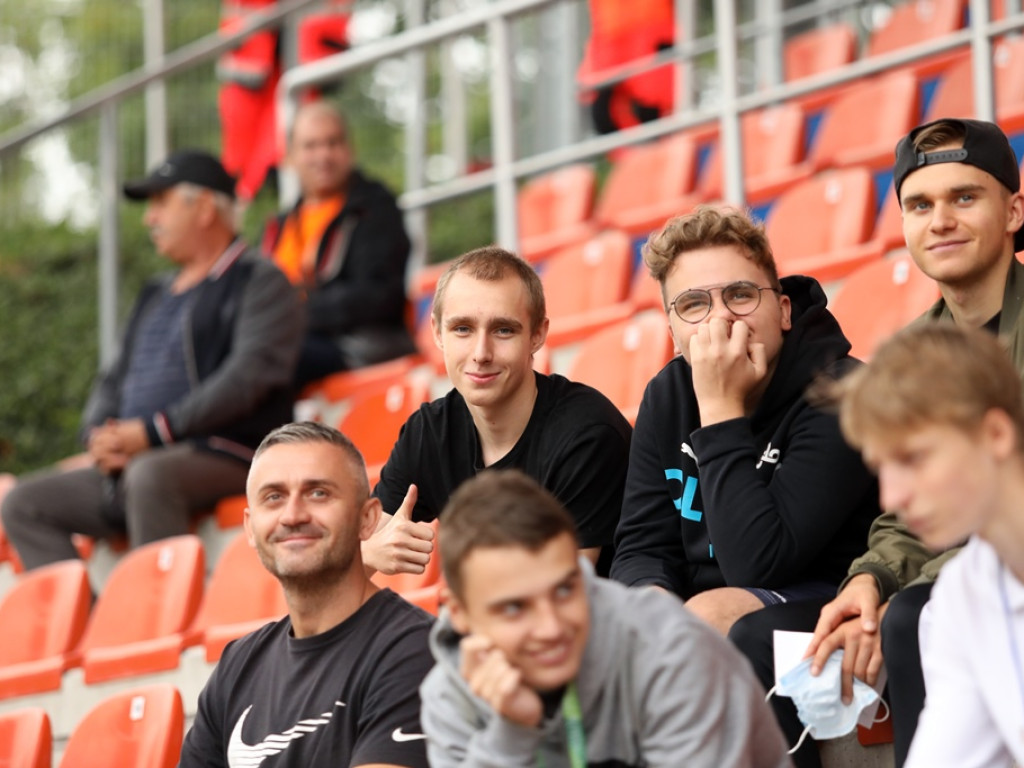 Chrobry stracił wygraną z Koroną w samej końcówce! Samobójcza bramka Juraszka