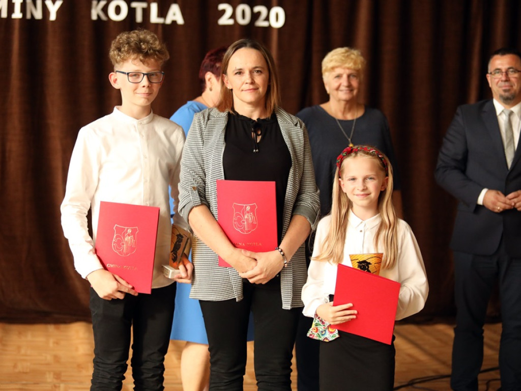 Sześć szóstek na świadectwie i najwyższa średnia ocen w całej gminie!