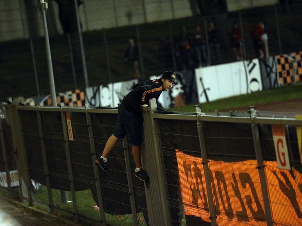 Chrobry ograł Widzew! Święto na trybunach, radość na murawie