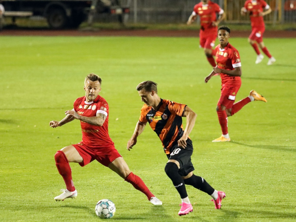 Chrobry ograł Widzew! Święto na trybunach, radość na murawie