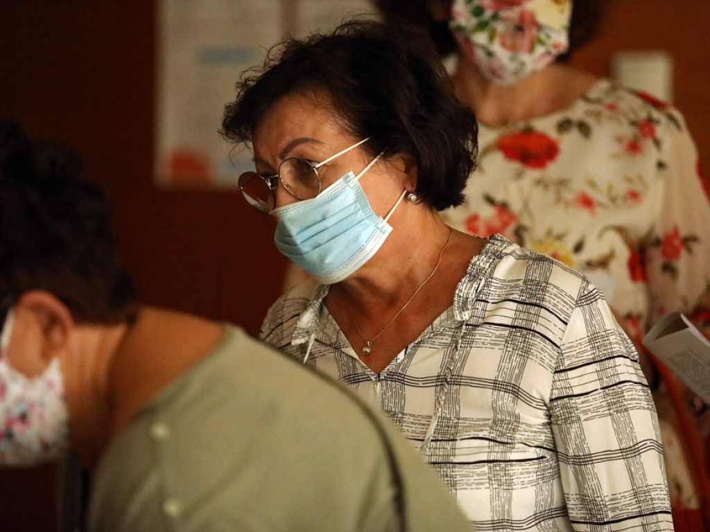 320 seniorów na UTW. Gross: Boimy się o naszych słuchaczy, bo to są seniorzy