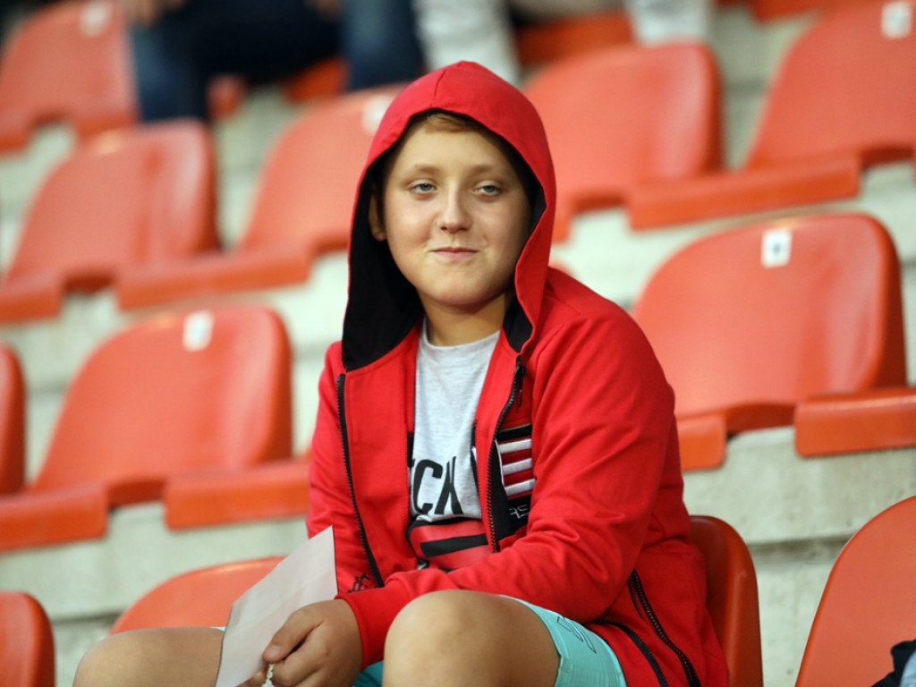 Chrobry przegrał z Radomiakiem. Czerwona kartka Lebedyńskiego