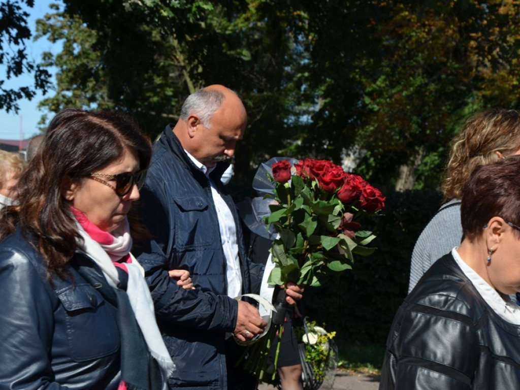 Biskup przyjechał na pogrzeb księdza z małej parafii