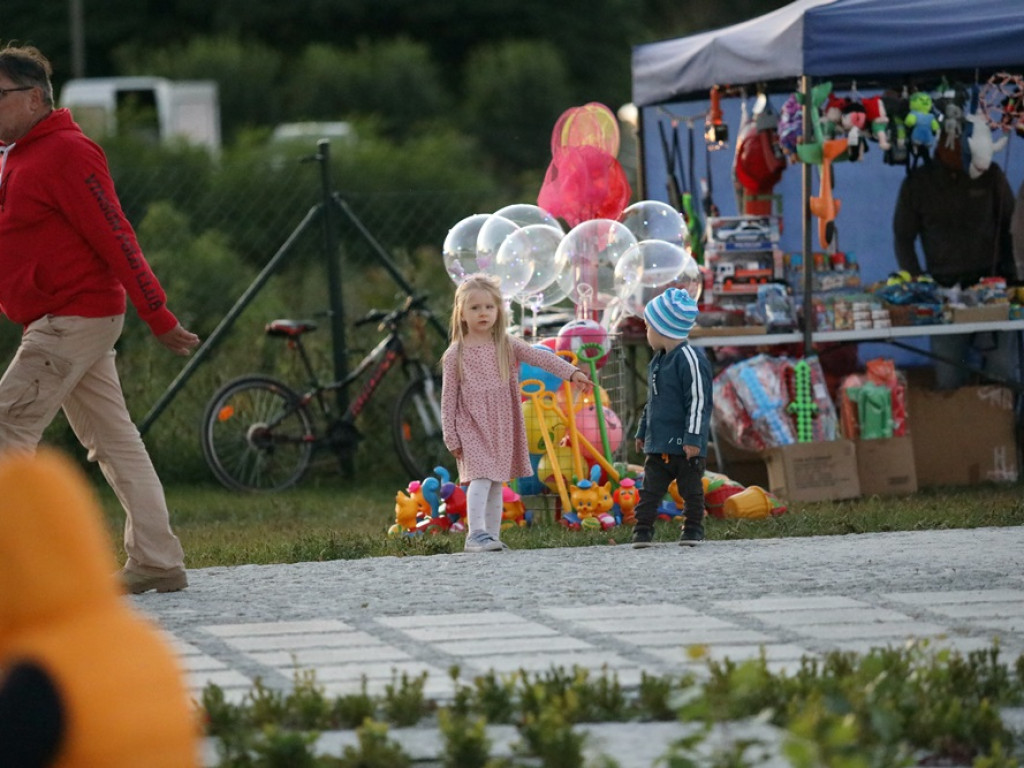 Jazz na Bulwarze Nadodrzańskim przy zachodzie słońca