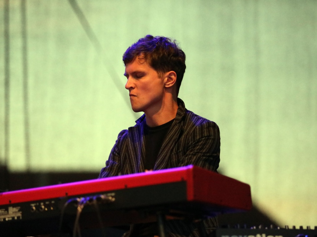 Jazz na Bulwarze Nadodrzańskim przy zachodzie słońca
