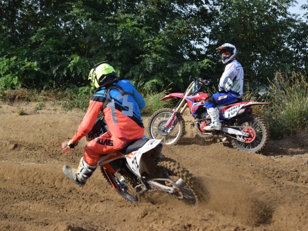 Ryk silników, motocykle i  doskonała zabawa w Gaworzycach