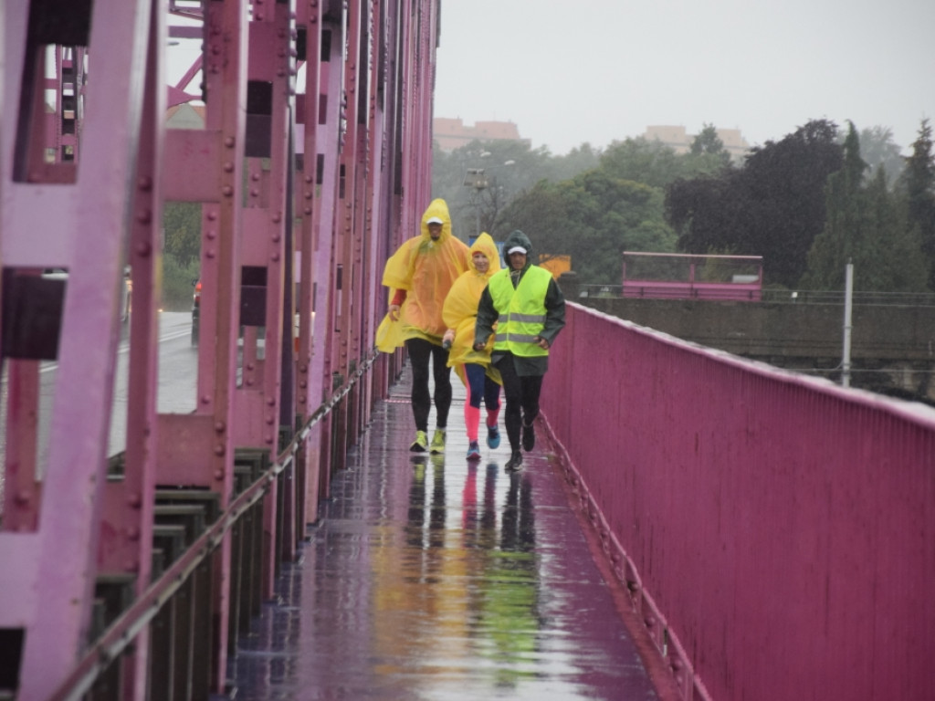 Przed nimi ponad 300 km w biegu! Wszystko dla Joasi