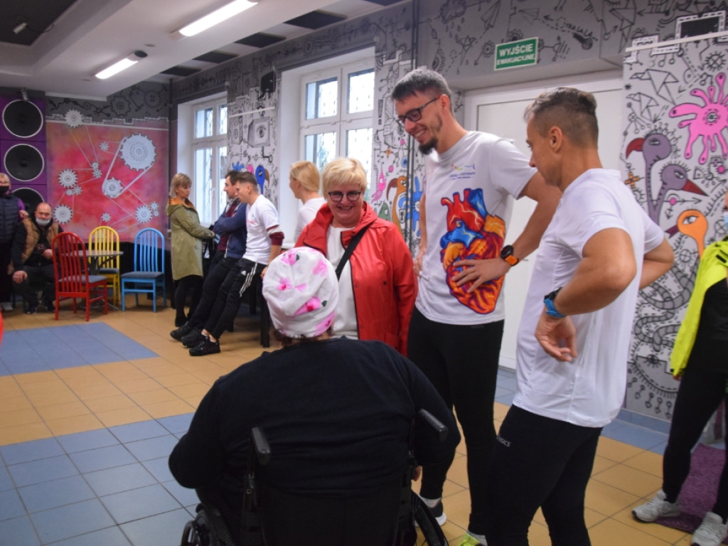 Przed nimi ponad 300 km w biegu! Wszystko dla Joasi