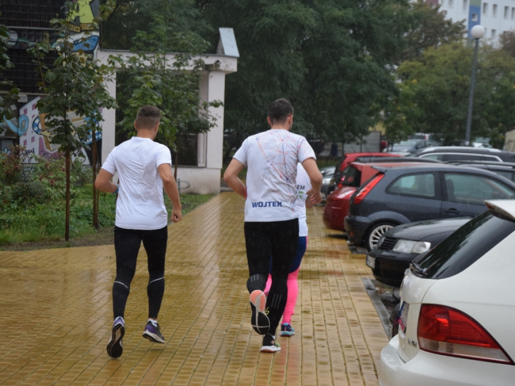 Przed nimi ponad 300 km w biegu! Wszystko dla Joasi