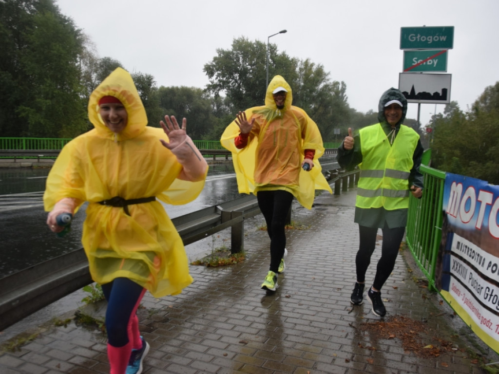 Przed nimi ponad 300 km w biegu! Wszystko dla Joasi