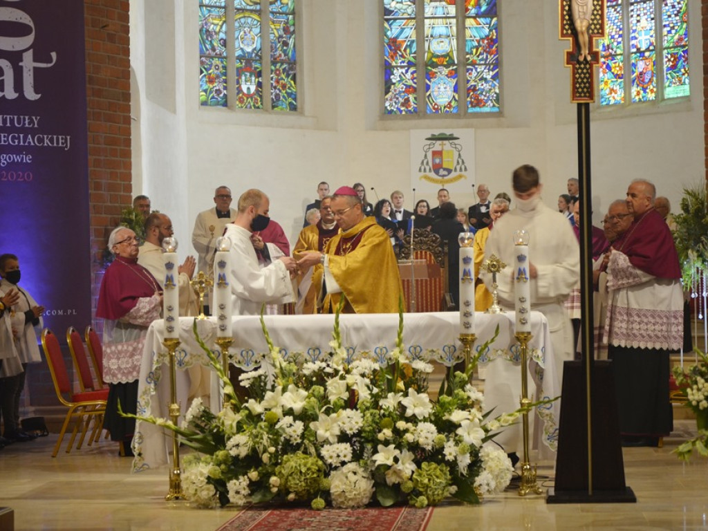 Historyczne wydarzenie! Biskup przywrócił Kapitułę Kolegiacką