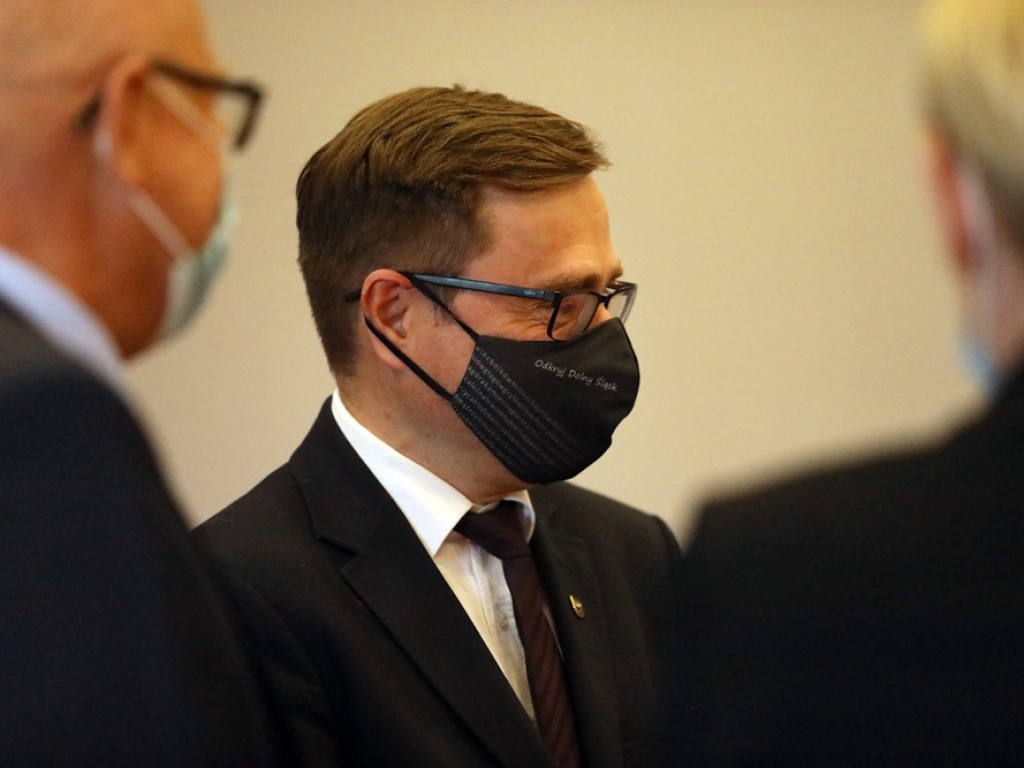 Pielęgniarki potrzebne od zaraz. Jest pewna praca i coraz wyższa płaca