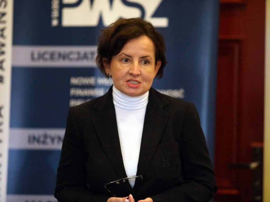 Pielęgniarki potrzebne od zaraz. Jest pewna praca i coraz wyższa płaca