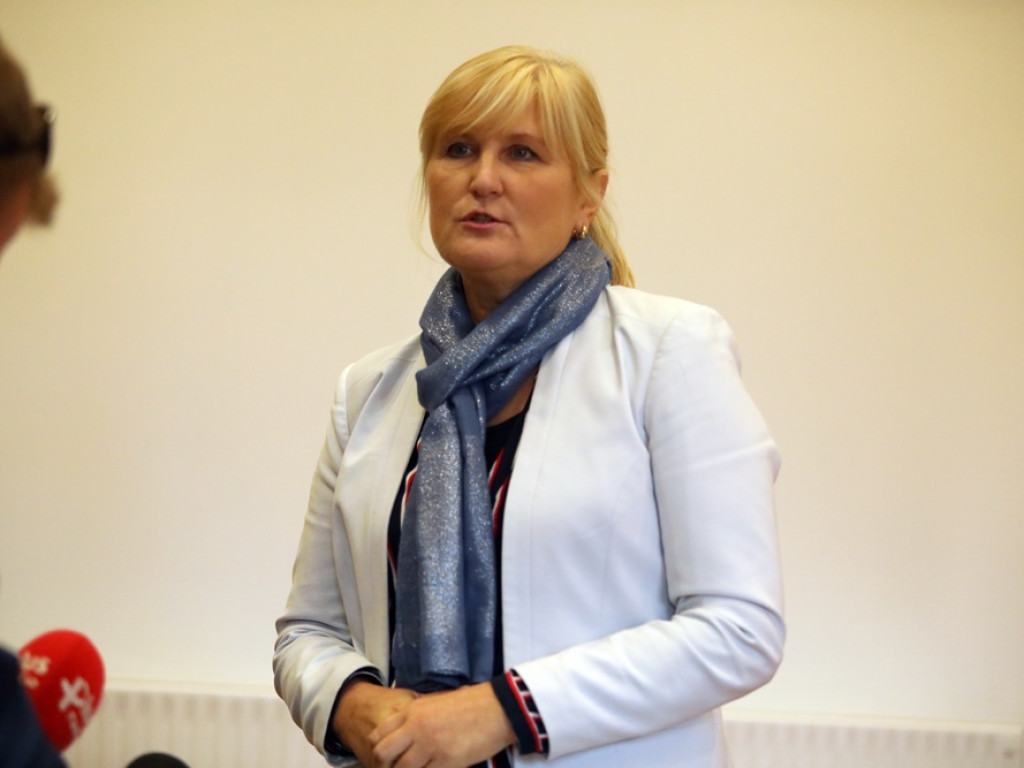 Pielęgniarki potrzebne od zaraz. Jest pewna praca i coraz wyższa płaca