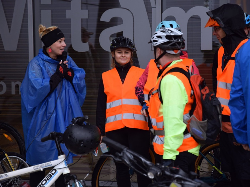 Rowerowy rajd dla Amelki Antczak. Pojechali do Jakubowa