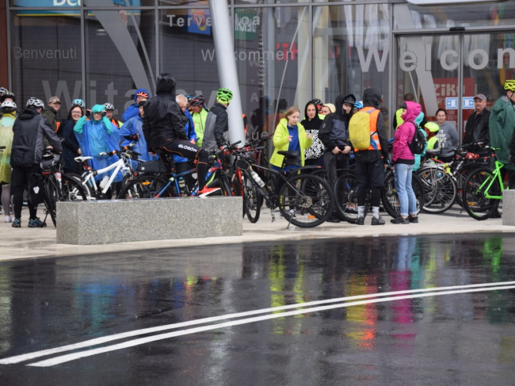 Rowerowy rajd dla Amelki Antczak. Pojechali do Jakubowa