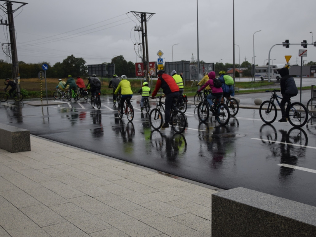 Rowerowy rajd dla Amelki Antczak. Pojechali do Jakubowa