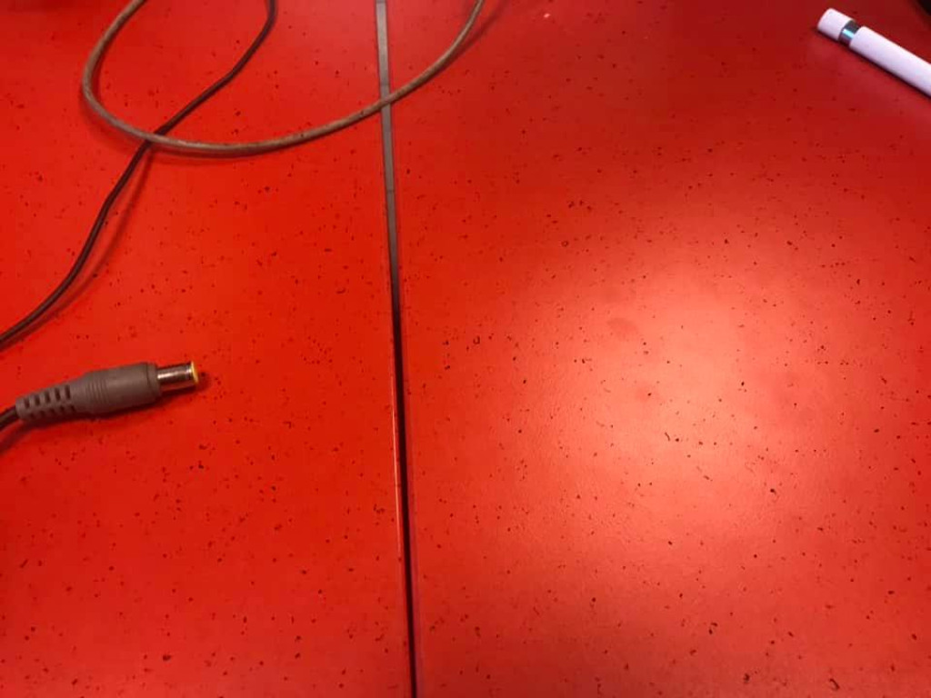 Przypadek, czy celowe działanie? Pożar w biurze radnego Andrzeja Radomskiego. Policja prowadzi dochodzenie