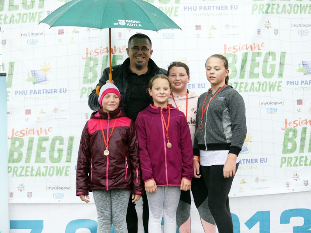 Radość na mecie była ogromna! Jesienne Biegi Przełajowe w Kotli