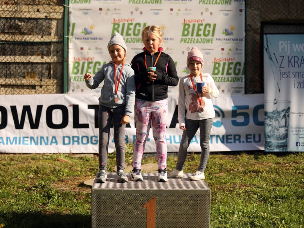 Każdy był zwycięzcą! Jesienne Biegi Przełajowe w Jerzmanowej