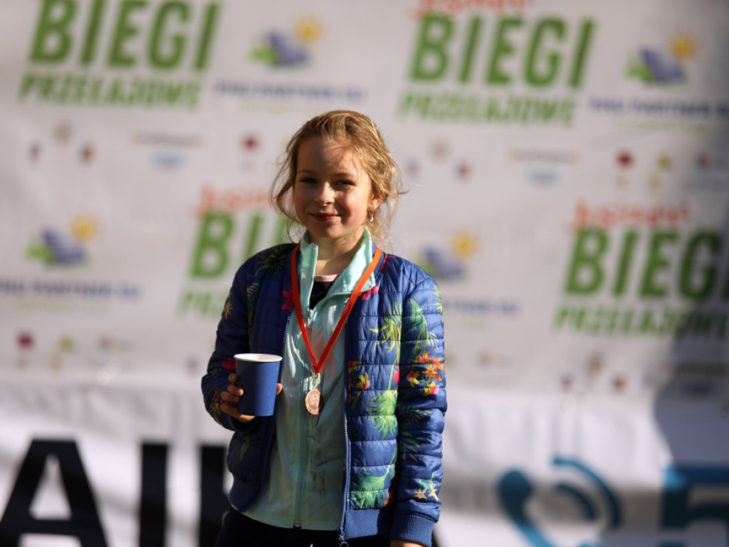 Każdy był zwycięzcą! Jesienne Biegi Przełajowe w Jerzmanowej