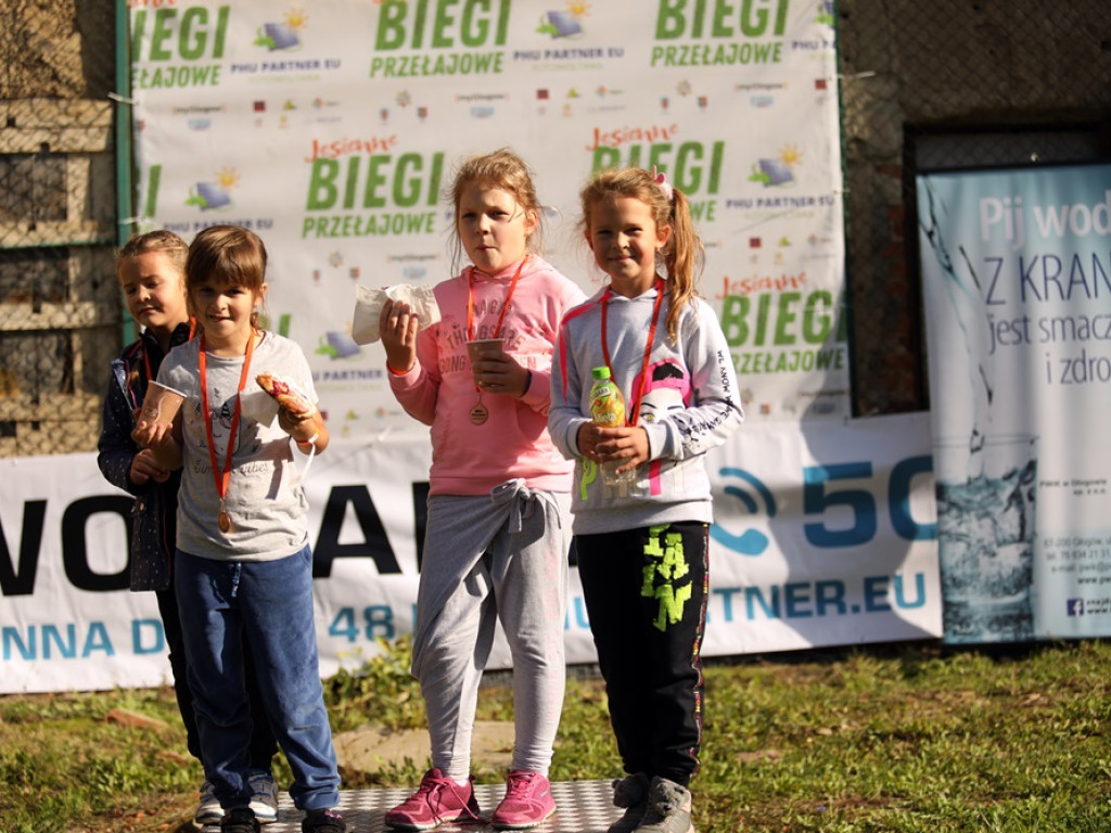 Każdy był zwycięzcą! Jesienne Biegi Przełajowe w Jerzmanowej