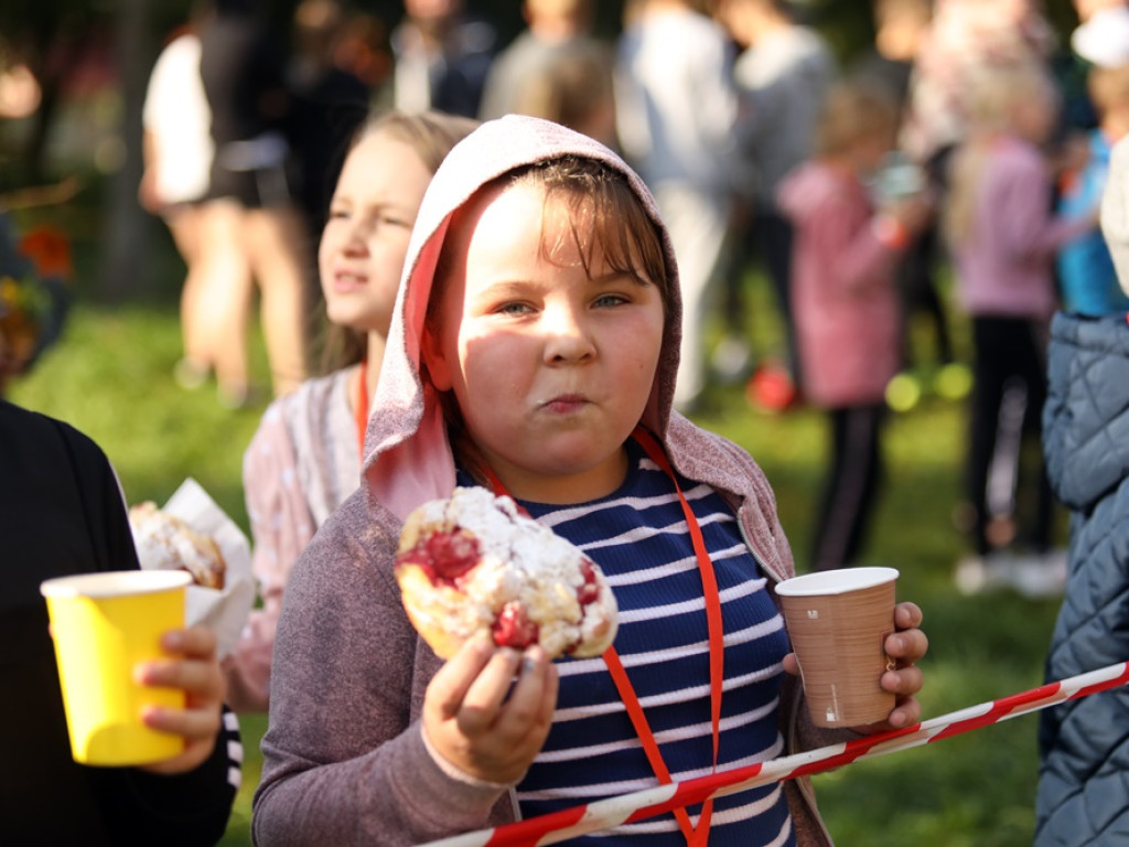 Każdy był zwycięzcą! Jesienne Biegi Przełajowe w Jerzmanowej