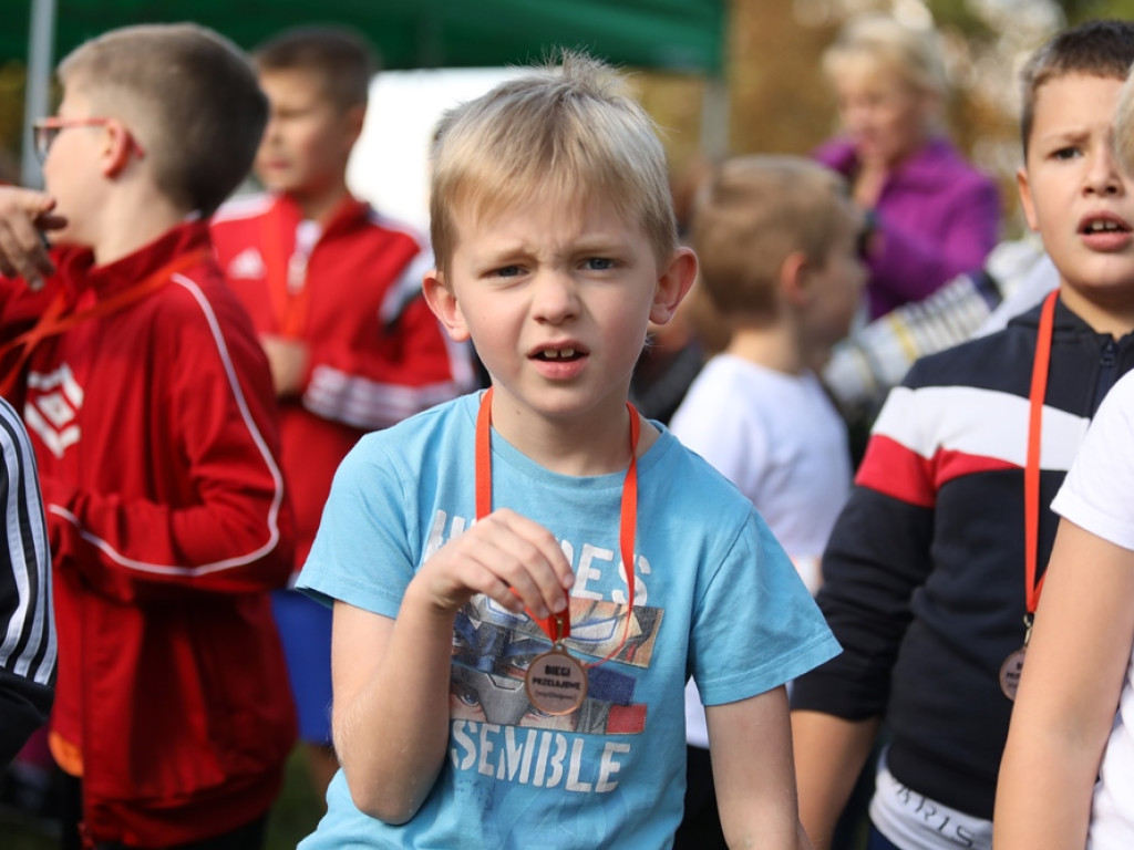 Każdy był zwycięzcą! Jesienne Biegi Przełajowe w Jerzmanowej