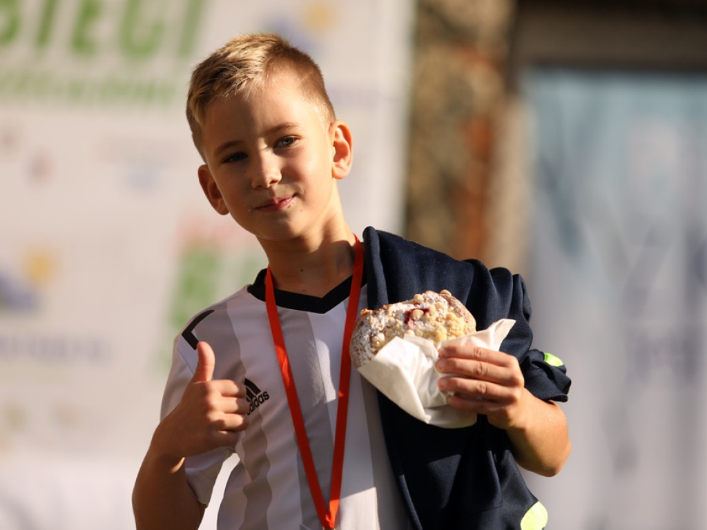 Każdy był zwycięzcą! Jesienne Biegi Przełajowe w Jerzmanowej