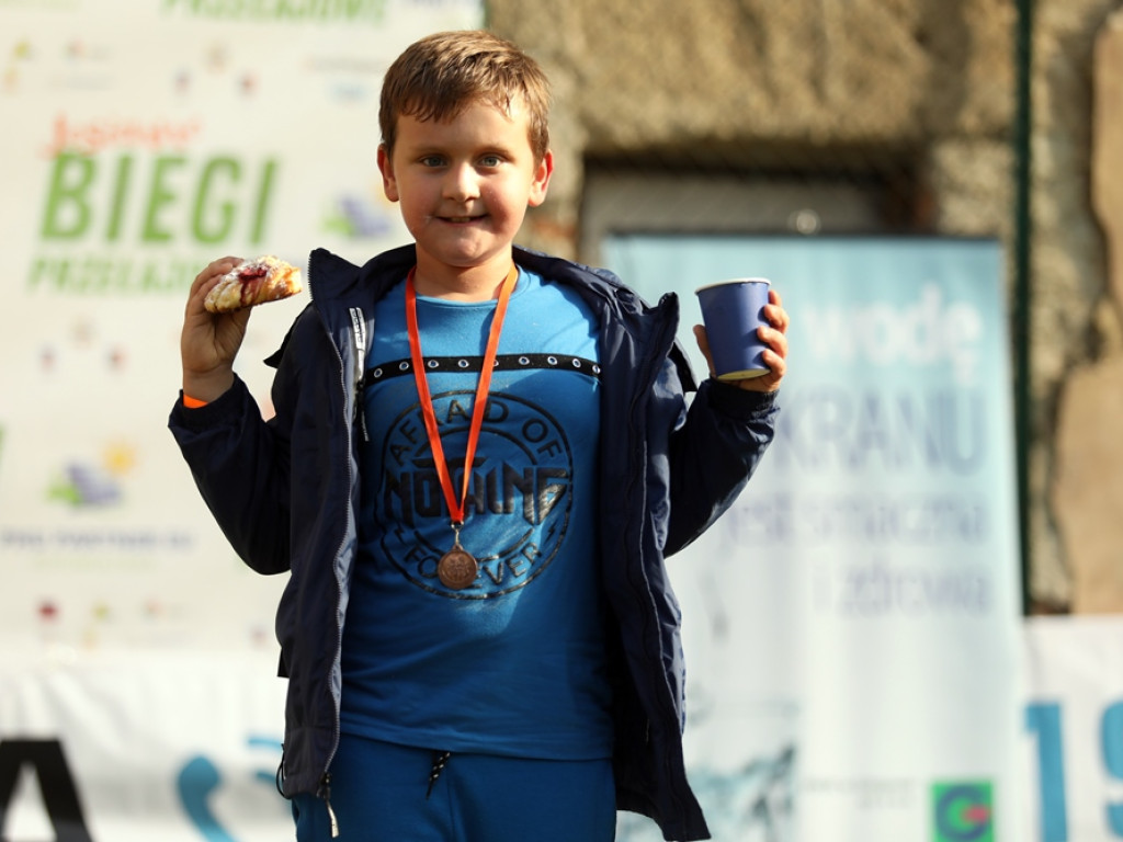 Każdy był zwycięzcą! Jesienne Biegi Przełajowe w Jerzmanowej
