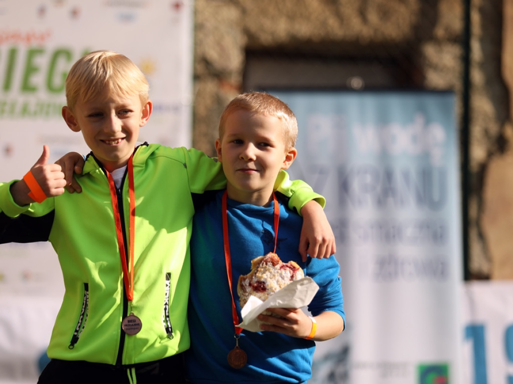 Każdy był zwycięzcą! Jesienne Biegi Przełajowe w Jerzmanowej
