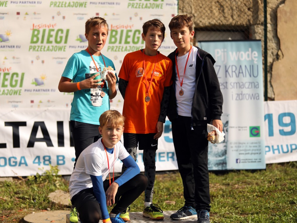 Każdy był zwycięzcą! Jesienne Biegi Przełajowe w Jerzmanowej