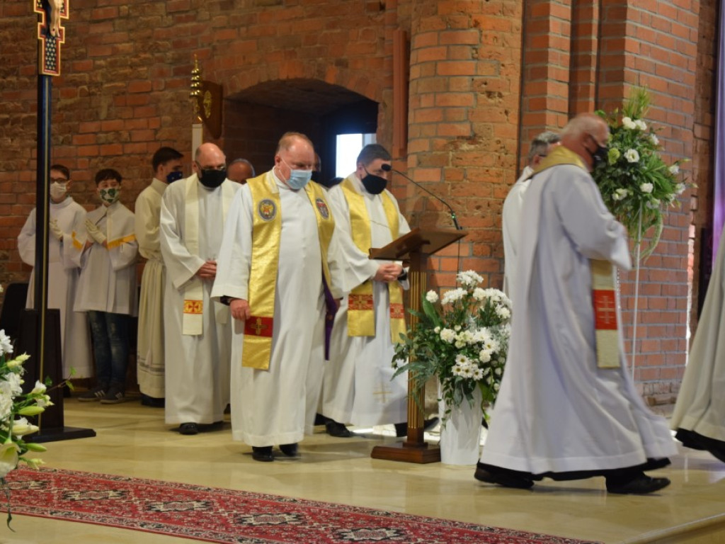 Wierni pożegnali w kolegiacie księdza Malskiego