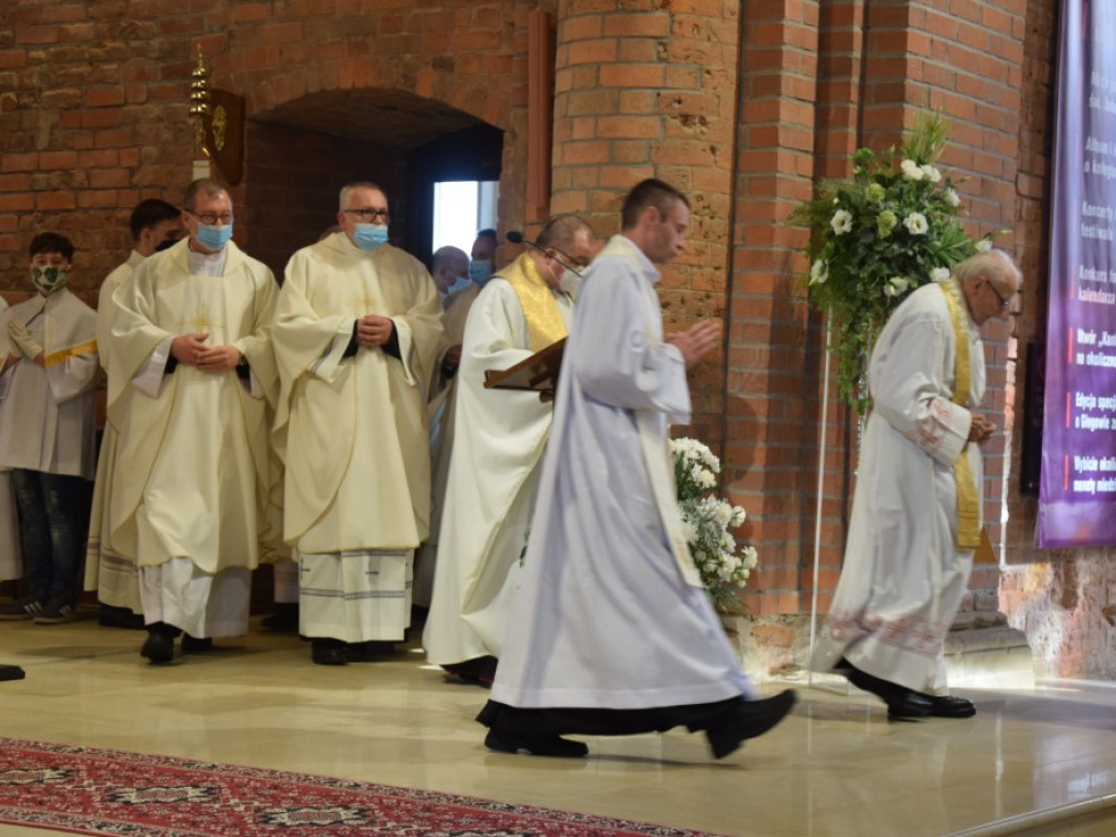 Wierni pożegnali w kolegiacie księdza Malskiego