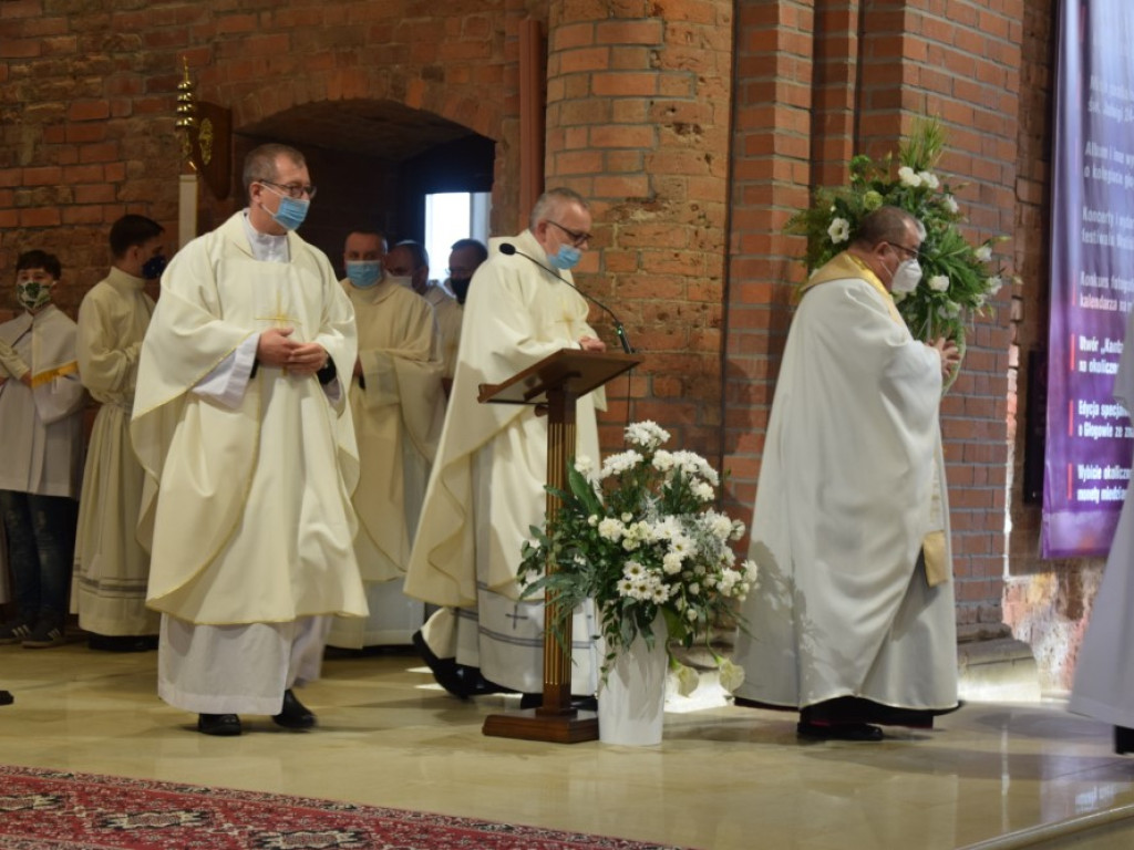 Wierni pożegnali w kolegiacie księdza Malskiego