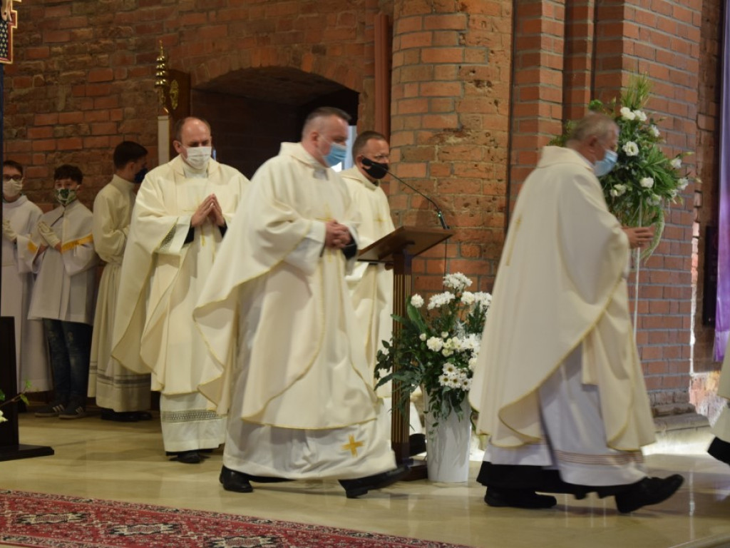 Wierni pożegnali w kolegiacie księdza Malskiego